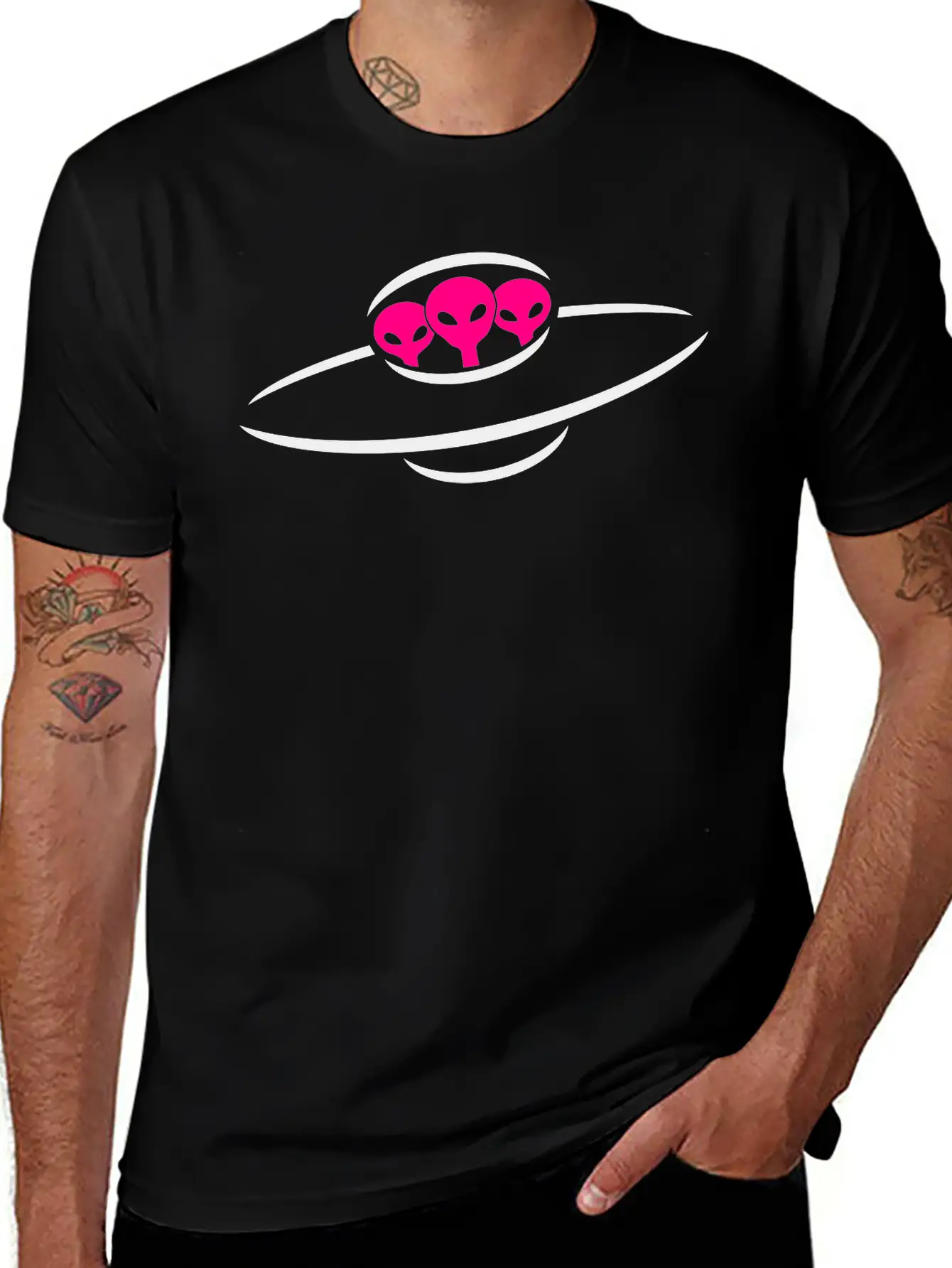 3 Alien UFO Space Ship Relaxed Everyday Tee – Lightweight And Durable Cotton