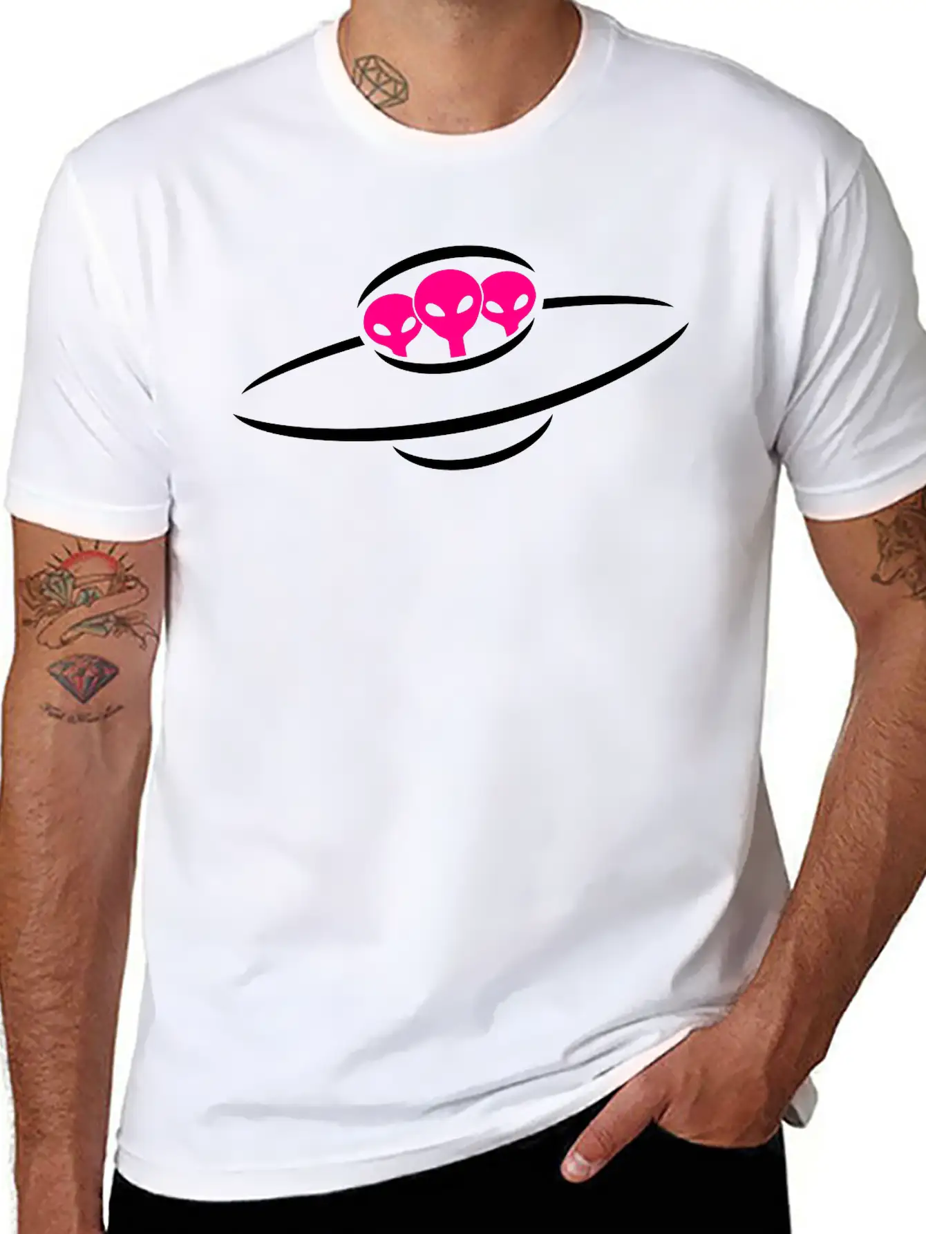 3 Alien UFO Space Ship Relaxed Everyday Tee – Lightweight And Durable Cotton